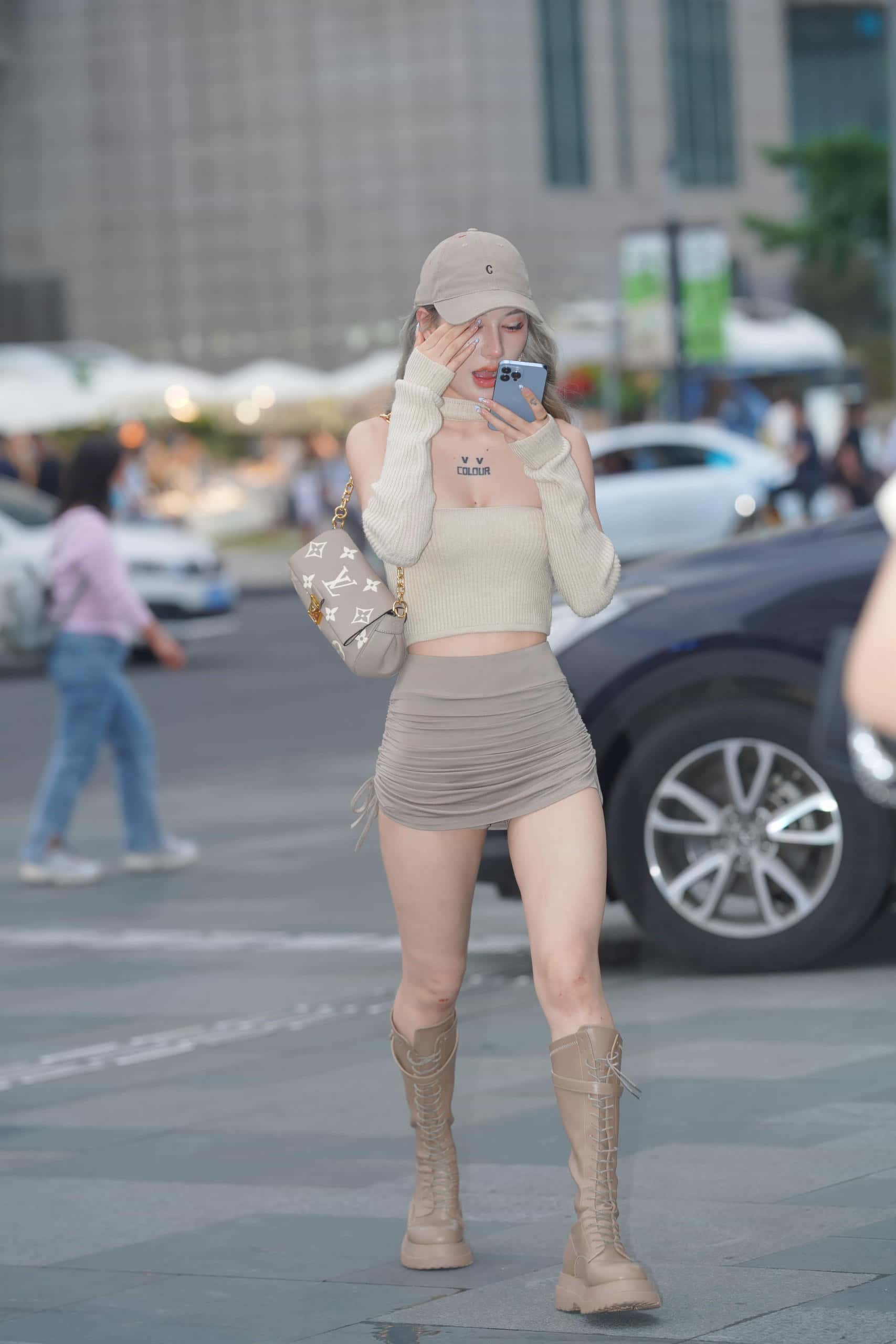 P4034 长靴小姐姐